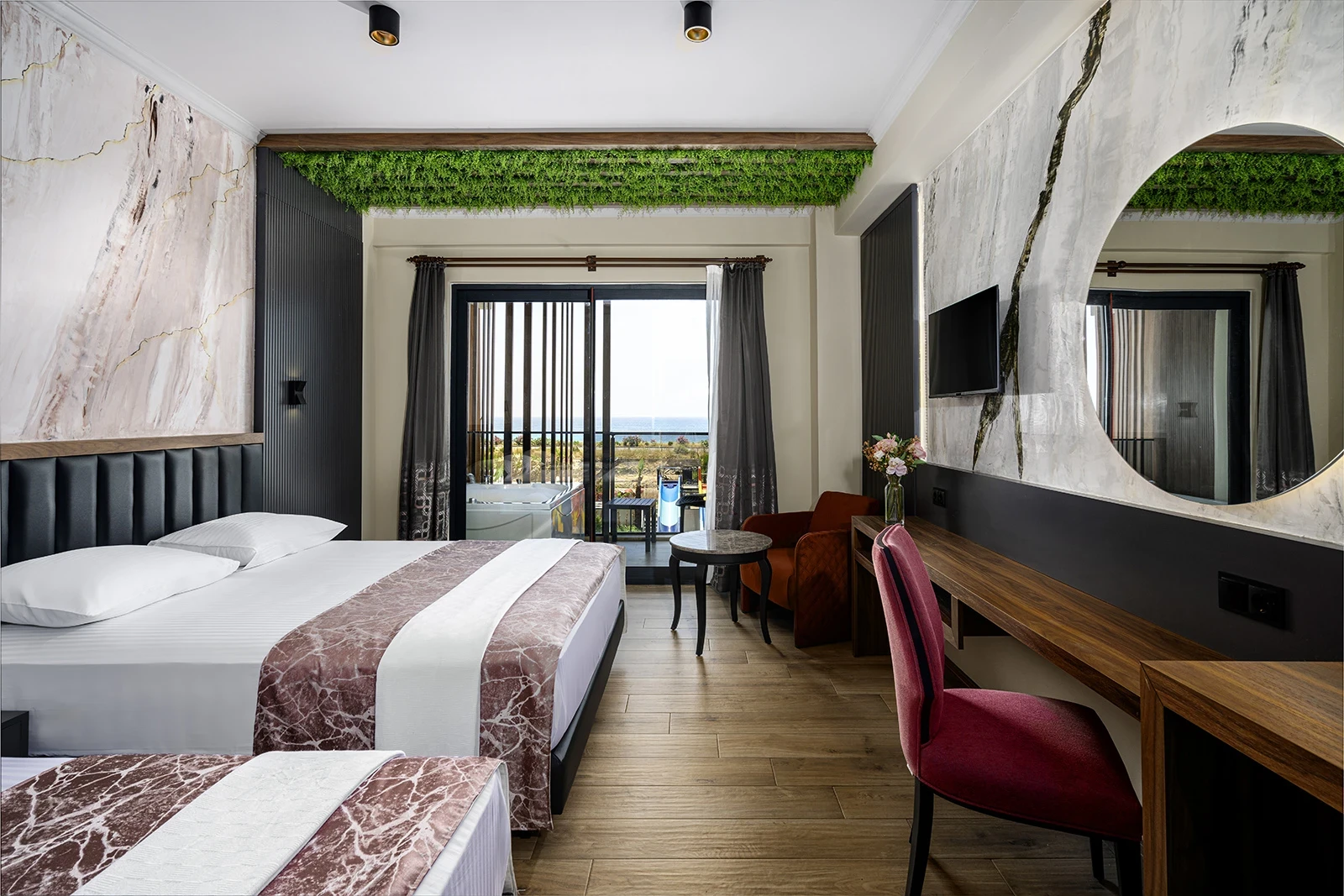 jakuzili-deniz-manzarali-oda-20